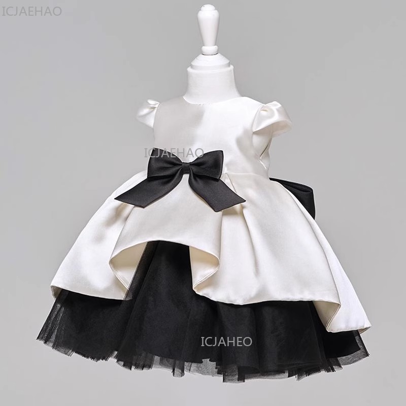 فستان عيد الميلاد الأول للفتيا - مراجعة Baby Clothing Korea وسعره