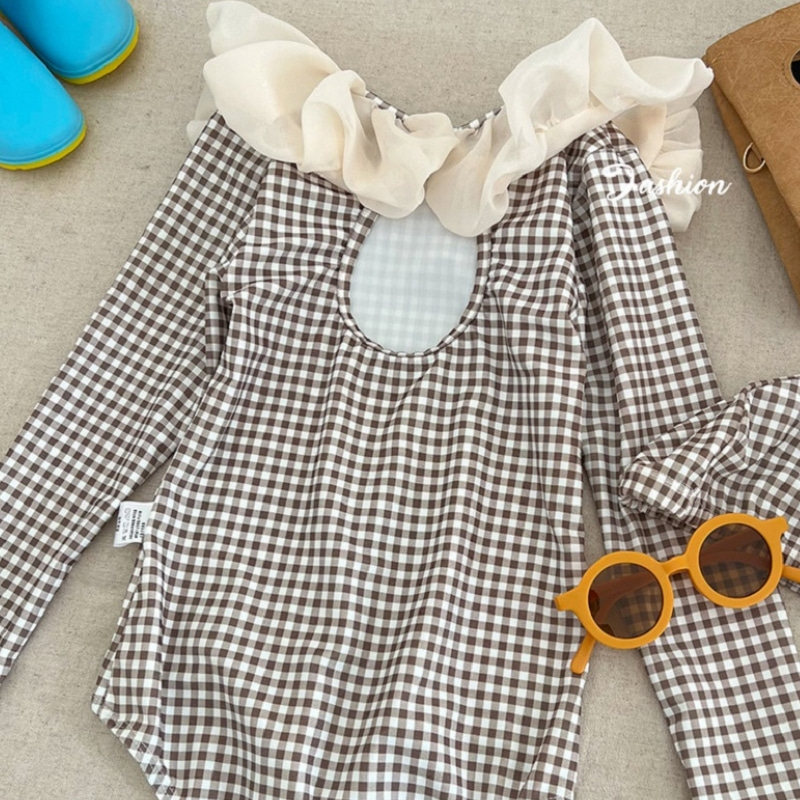 أزياء طفلة لباس سباحة مع قبعة  - مراجعة Baby Clothing Hawaii وسعره