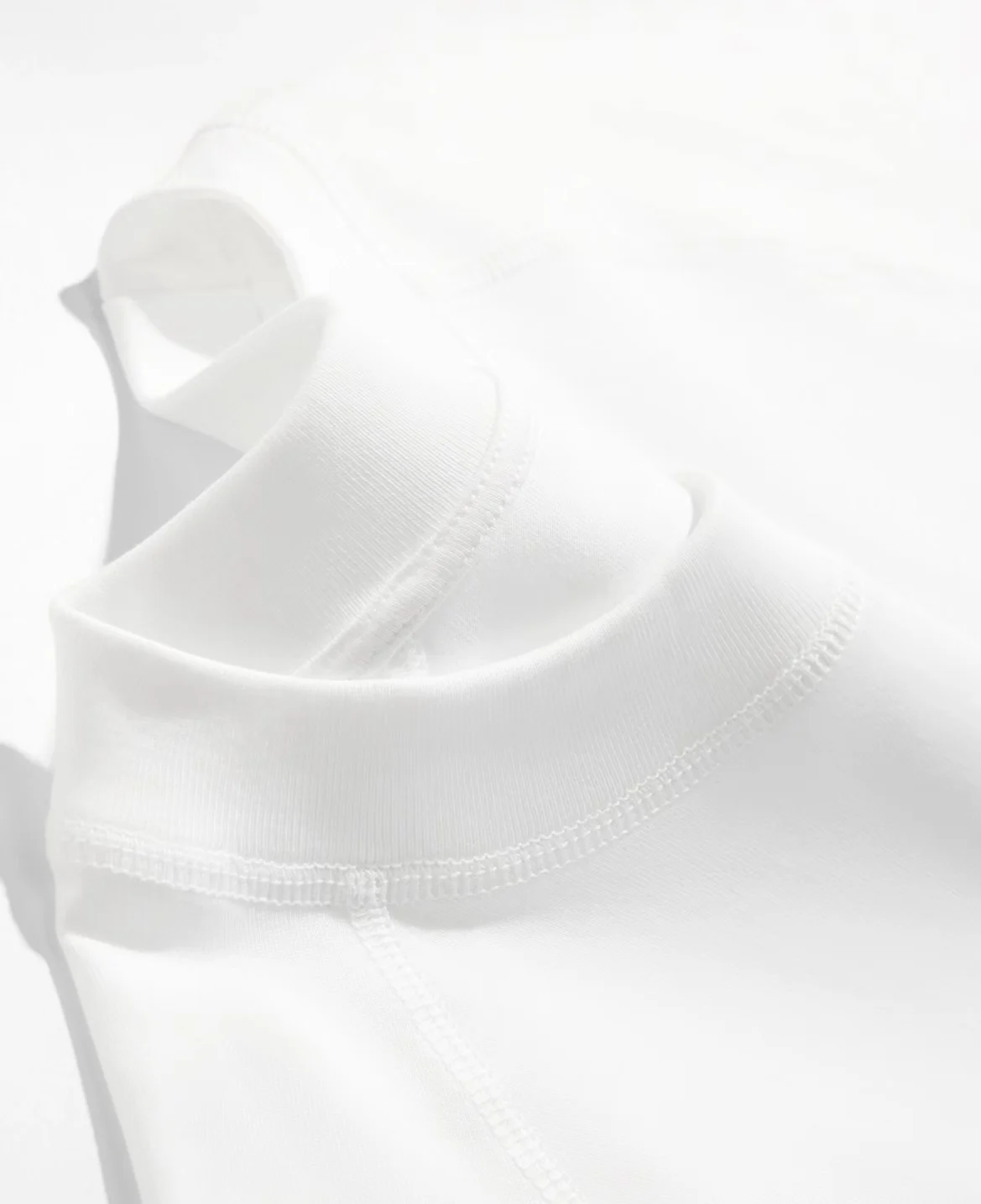 تي شيرت Y2K للأطفال بتصميم علم - مراجعة Baby Clothing Country وسعره